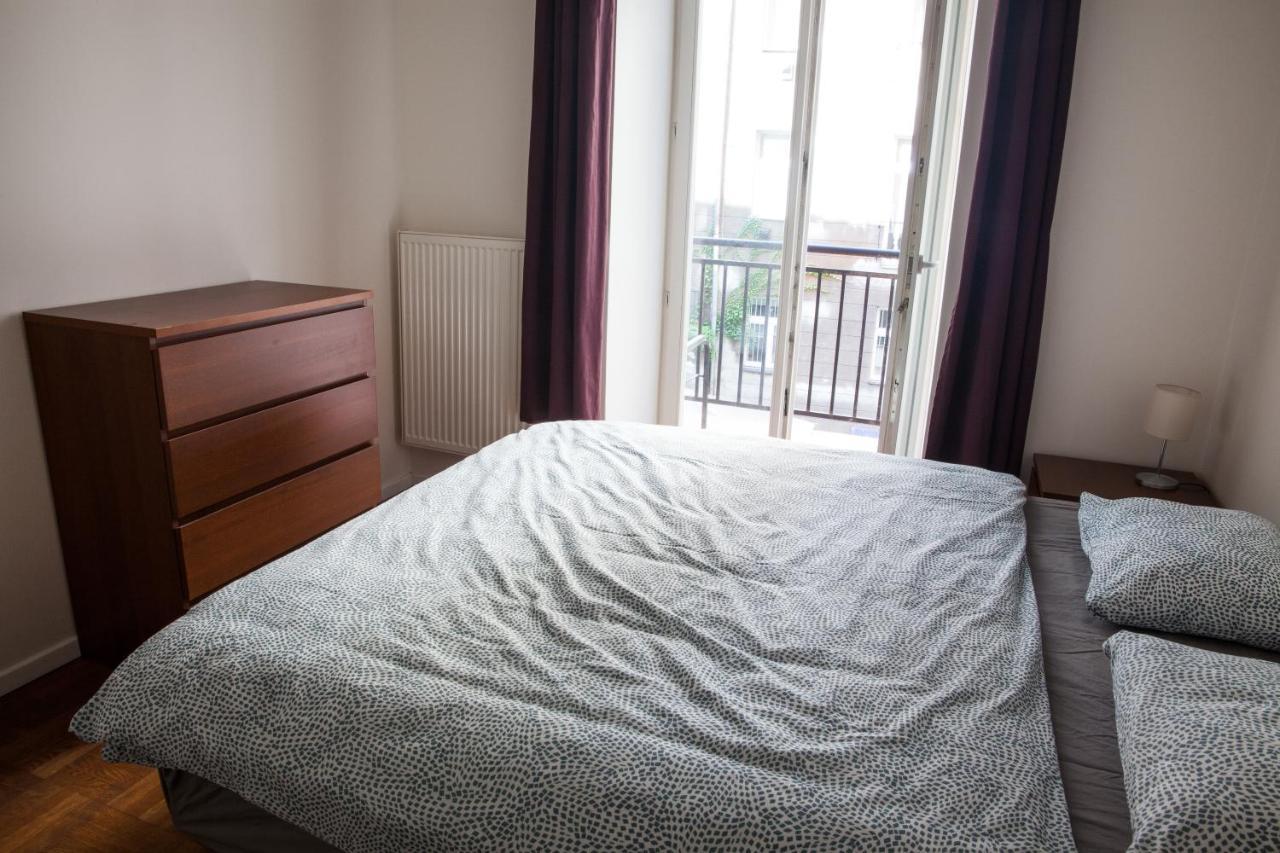 2B Pechackova Family Apartment With Balcony By The River Prague Luaran gambar